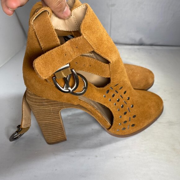 Joe’s Jeans Kicks Black Suede Studded Booties 9 - Picture 1 of 6